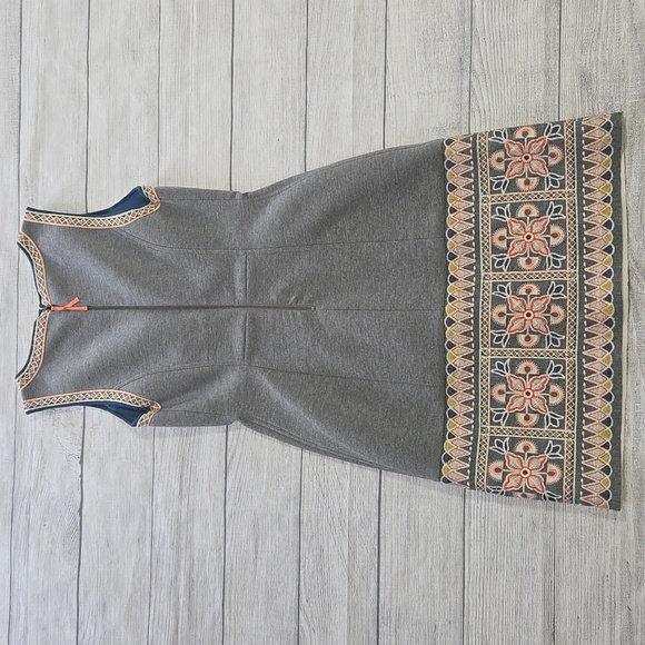 Maeve Women's Embroidered Neoprene Shift Dress Gray Size 2 - Picture 2 of 11